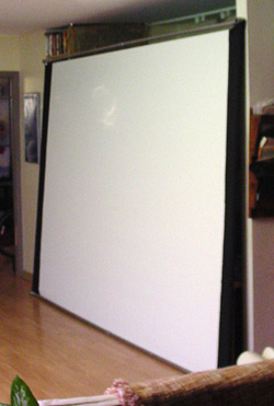 Portable 10â€² x 7â€² screen